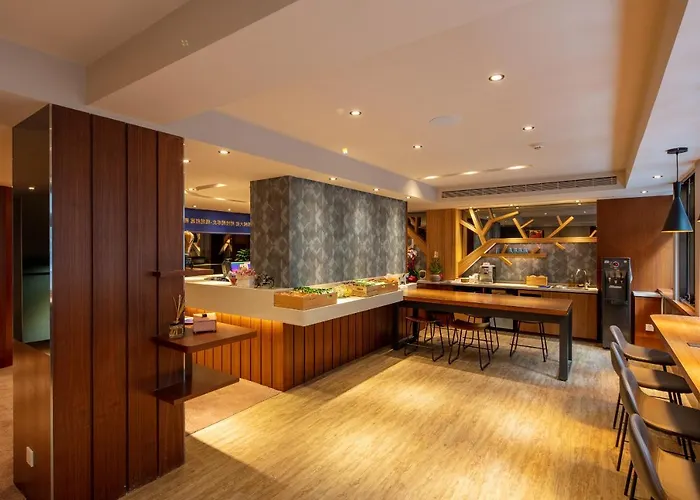 B&B only: Rich & Free Hotel - Kaifeng 富逸旅趣-北車開封館